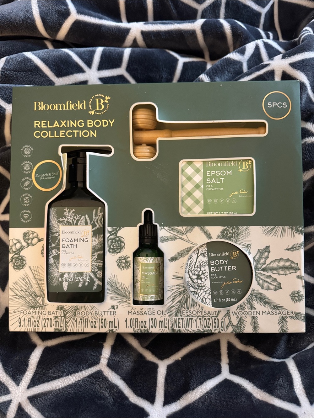 Bloomfield Relaxing Body Set - Green Foaming Bath & Body Collection